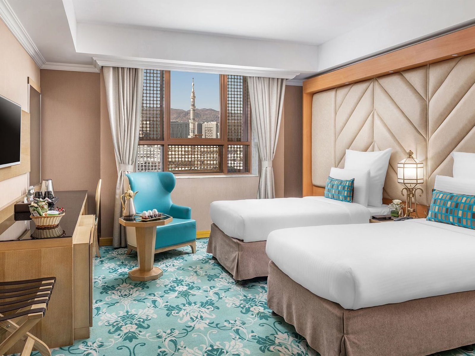 Comfort Plus Umrah package 2024 with flights and hotel stay